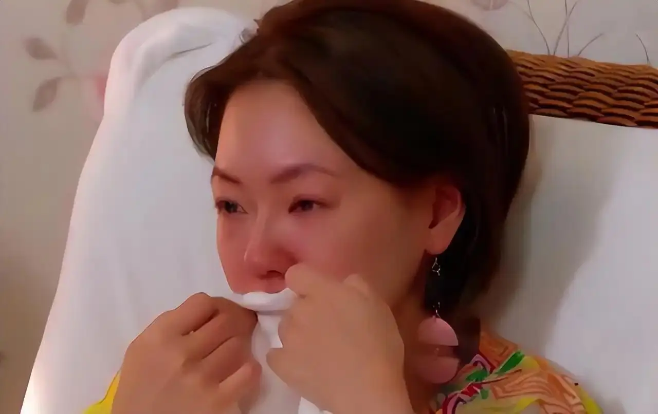 国内明星黑料,_明星形象保持方法_童星荣梓杉抽烟事件